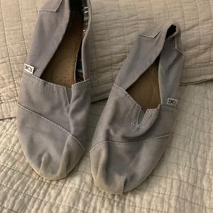 Toms size 9 gray blue slip on